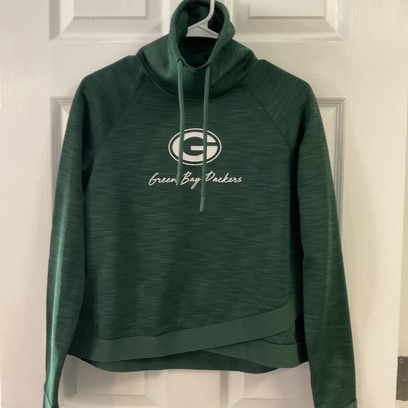 Green Bay Packers crop criss cross cowl neck sweatshirt,  like new - Picture 1 of 4